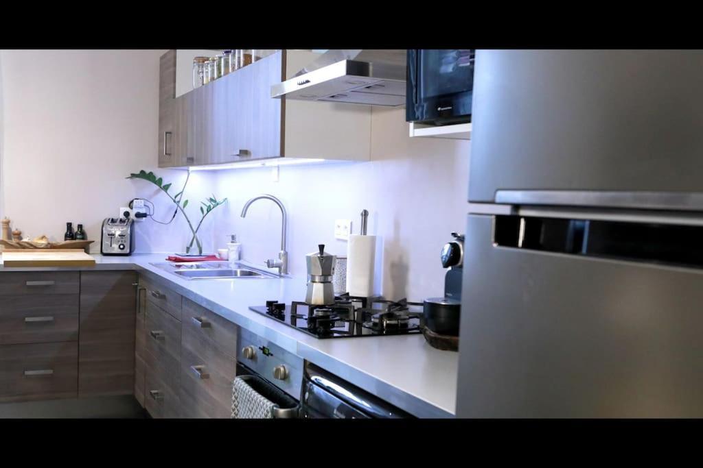Charmant Logement De Qualite - Centre Ville De Millau Dış mekan fotoğraf